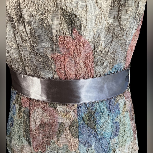 Adrianna Papell Jacquard Column Gown. S3 - Picture 5 of 17